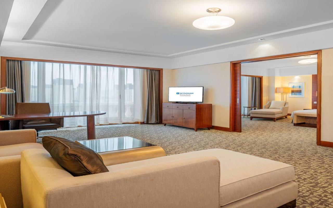 Hotel Ramada Beijing North Changping Exteriér fotografie